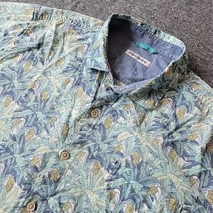 Tommy Bahama Shirt Men's 2XL Green Hawaiian Banana Print Tropical Palm Tree AOP